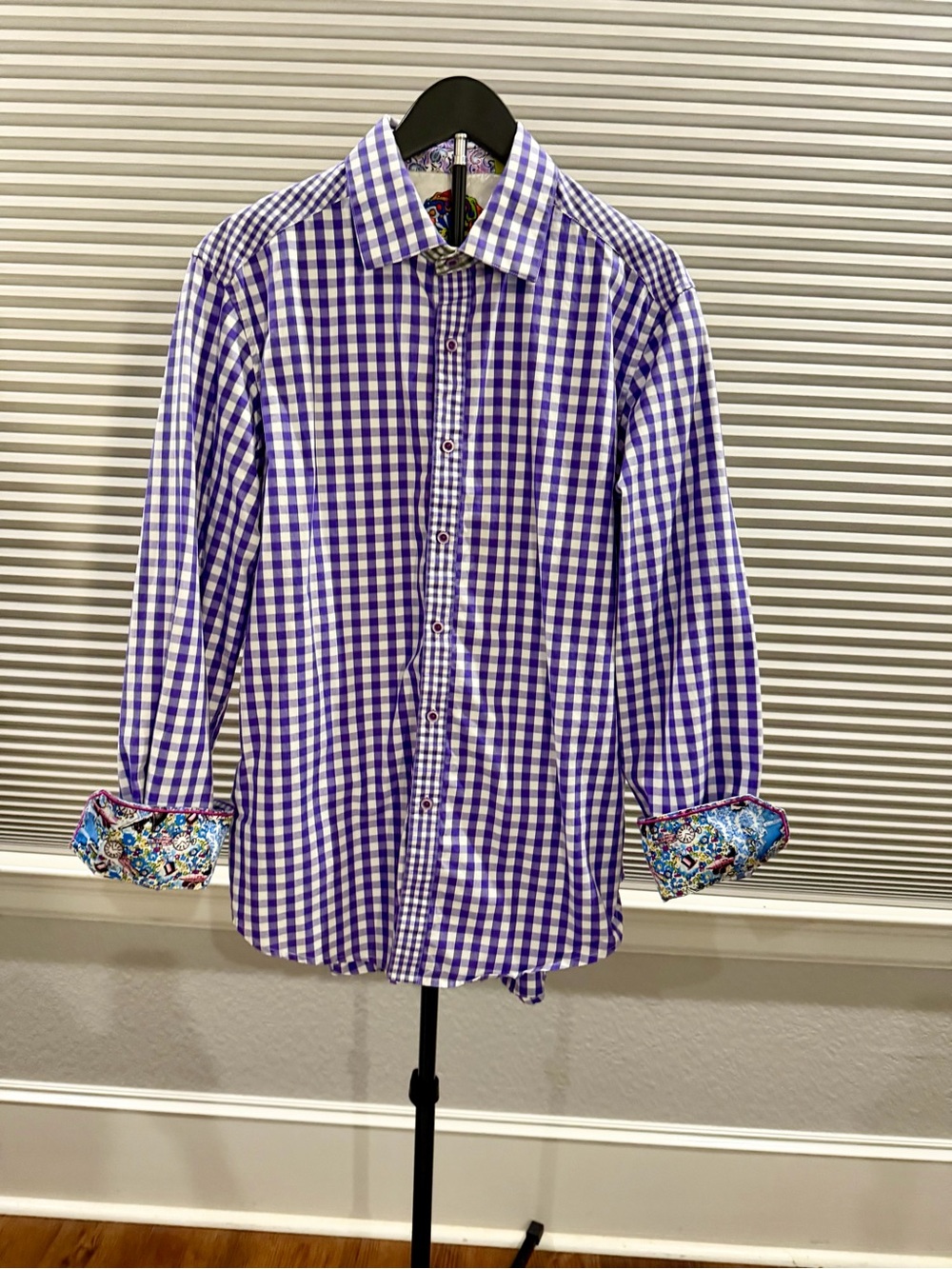 Gorgeous Robert Graham Men’s Purple Gingham Button-Up Shirt Never Worn-Large